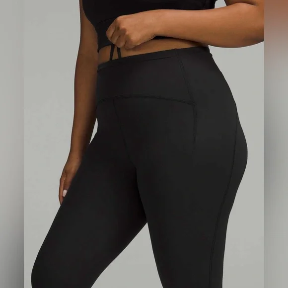 LULULEMON SWIFT SPEED HIGH RISE CROP 21” - Picture 2 of 9